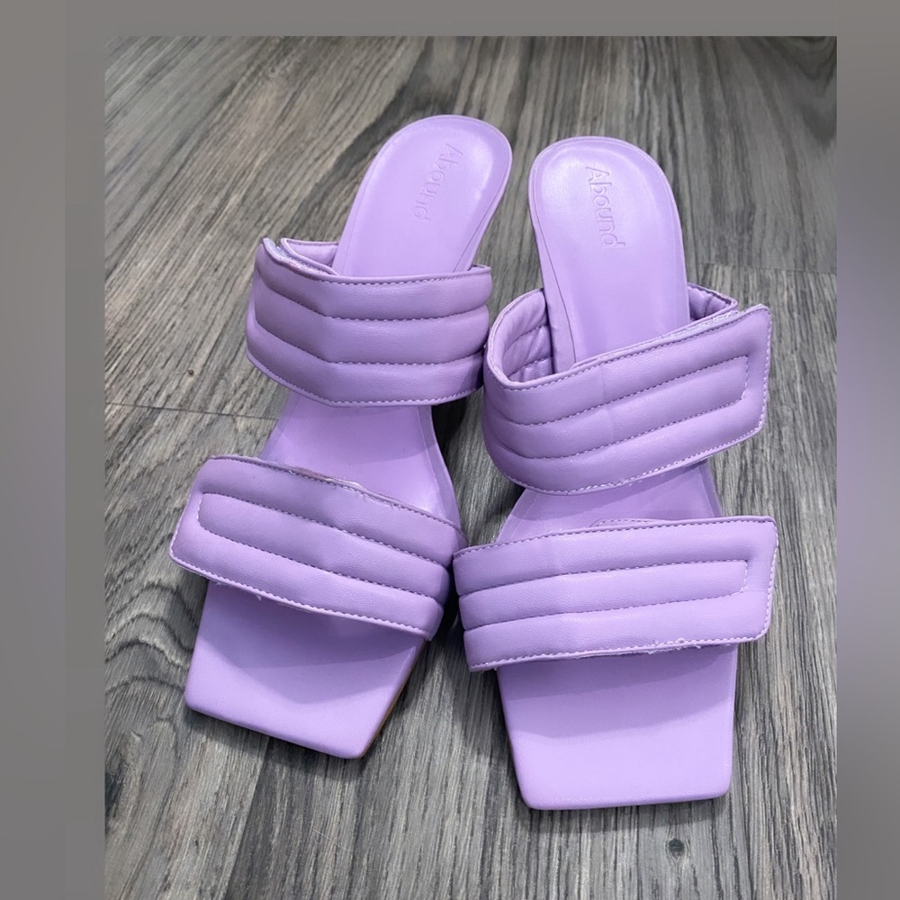 Abound shoes. Size 10. Brand New. Lavender.